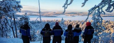 Travesía de Lemmenjokki con raquetas de nieve