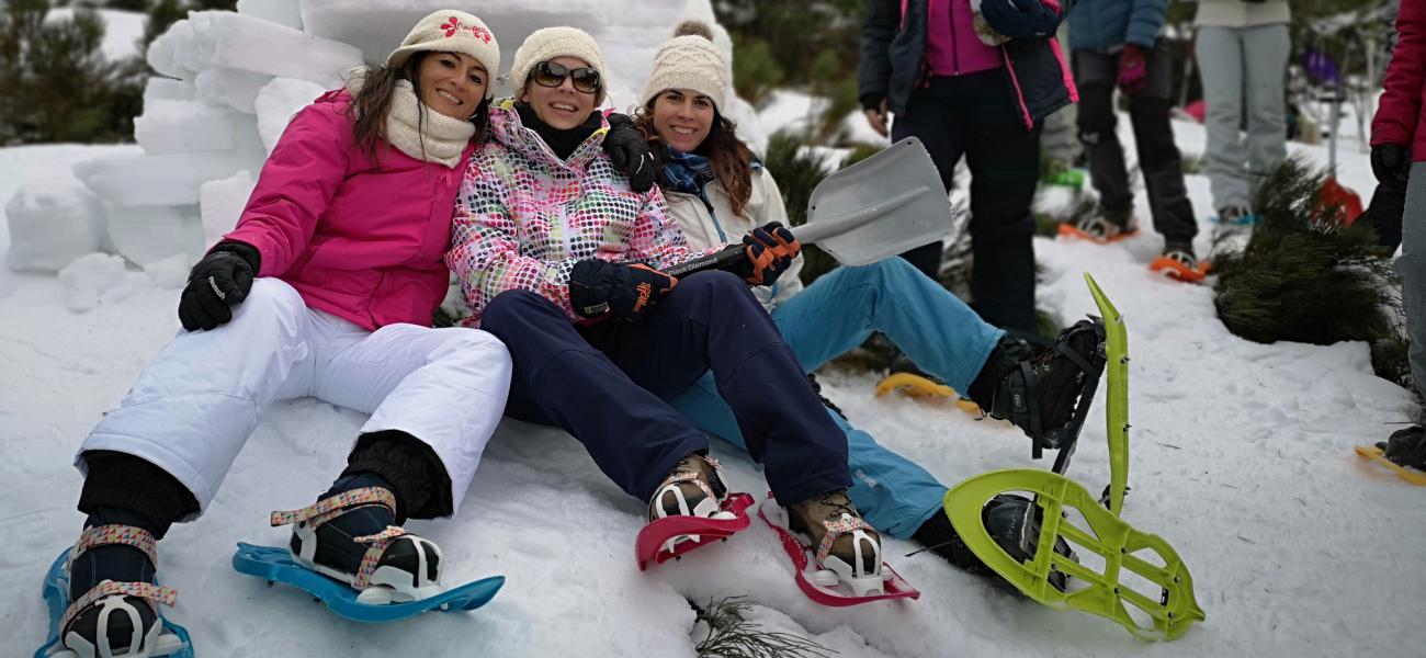 Raquetas de nieve + construcción de iglú + trineo 